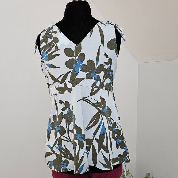 Motherhood Maternity Sleeveless V Neck Floral Tie Shoulder Waist Tie Top Small - Picture 6 of 9